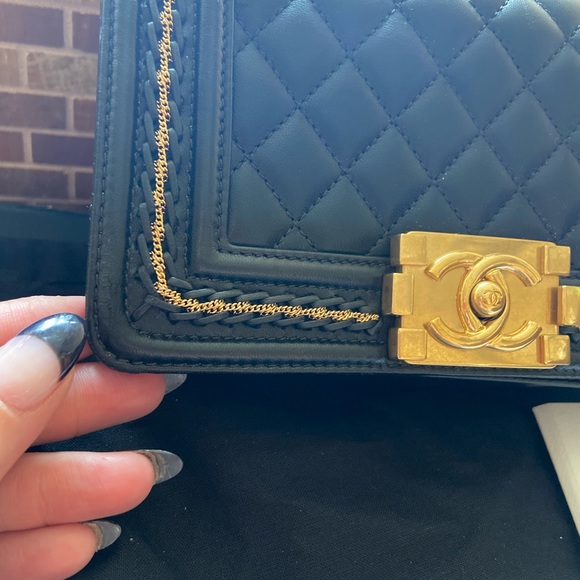 💛SOLD-GONE💛 Chanel small boy bag - Picture 7 of 17